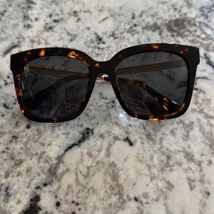 DIFF Bella Sunglasses